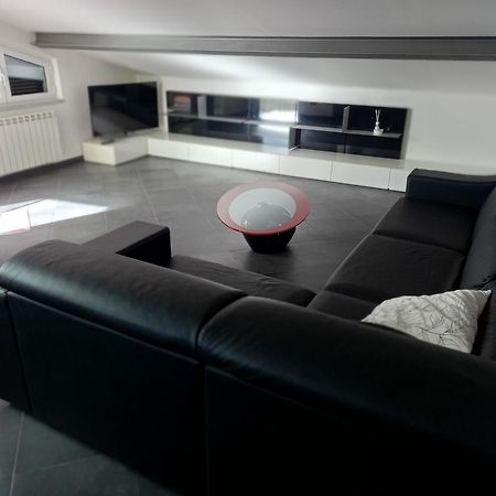 Ca' Fra E Oly Appartement Castelnuovo Magra Buitenkant foto